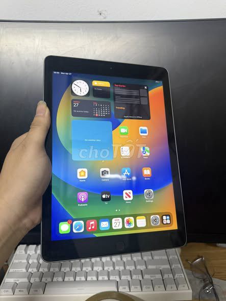 Apple iPad Gen 5 128GB Xám. Mua bán Máy tính bảng tại Quận 1 Tp Hồ Chí Minh được đăng bởi Hội Đồ Điện Tử hình 1
