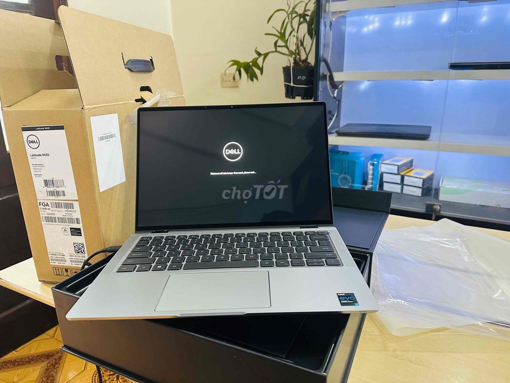 Dell Latitude 9420 2in1 new openbox hiếm có. Mua bán Laptop tại Quận Thanh Xuân Hà Nội được đăng bởi Tuấn Minh hình 1