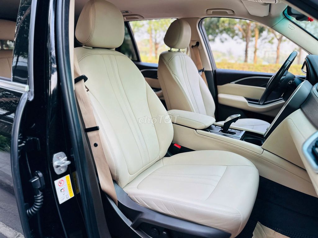 VinFast Lux SA Premium 2020 Đen 38000 km. Mua bán Ô tô tại Quận Bắc Từ Liêm Hà Nội được đăng bởi Nguyễn Văn Hoàng hình 2