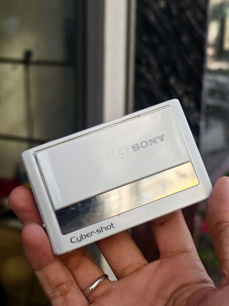 Máy ảnh sony T20