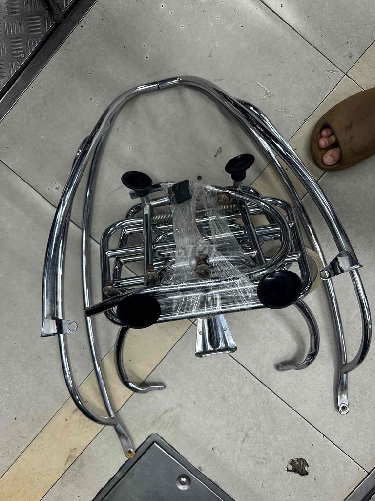 full phụ kiện xe vespa ( full inox ) đồ hãng. Mua bán Phụ tùng xe tại Quận Cẩm Lệ Đà Nẵng được đăng bởi Huyy Lê hình 2