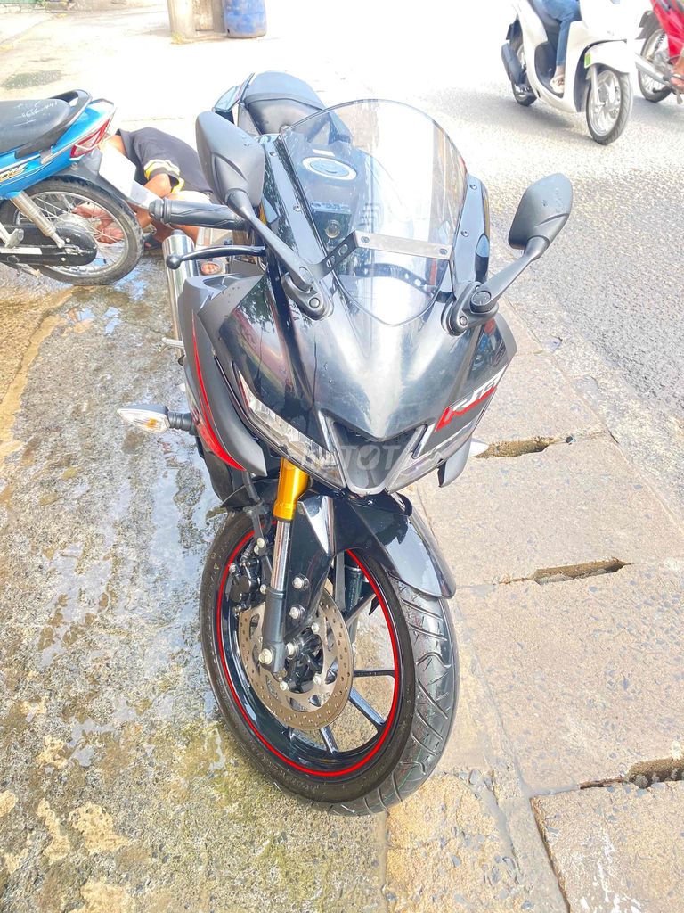 Yamaha R15 2020 Ít chạy xe còn mới lenh keng. Mua bán Xe máy tại Thành phố Biên Hòa Đồng Nai được đăng bởi Ghế đá xe ba gác Biên Hòa Đồng Nai  hình 3