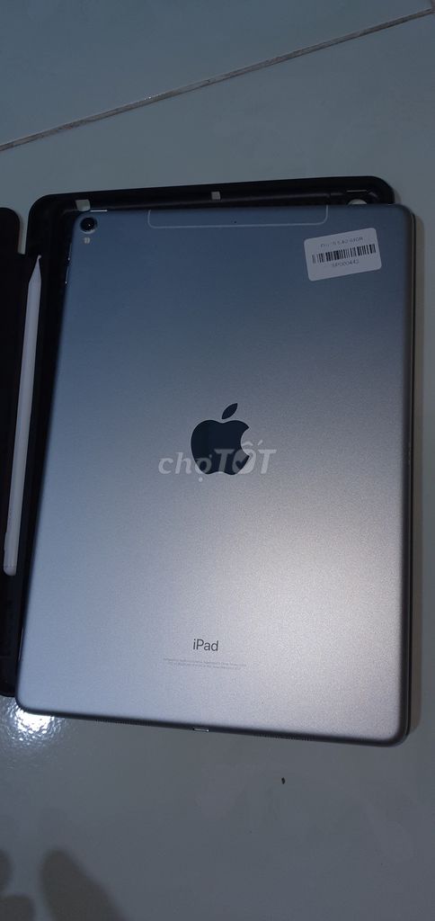 Ipad pro 10.5 64GB wifi.4g.màng 120hz.mới 99%