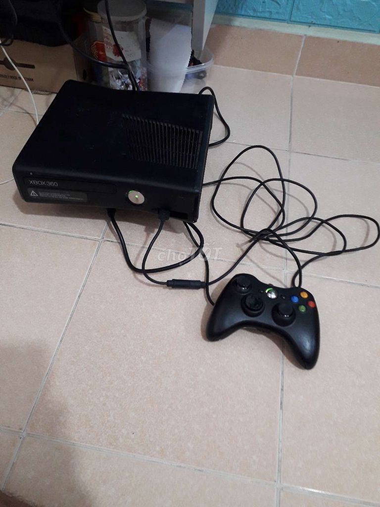 Xbox 360 slim, 1 tay cầm có dây, kicknet camera