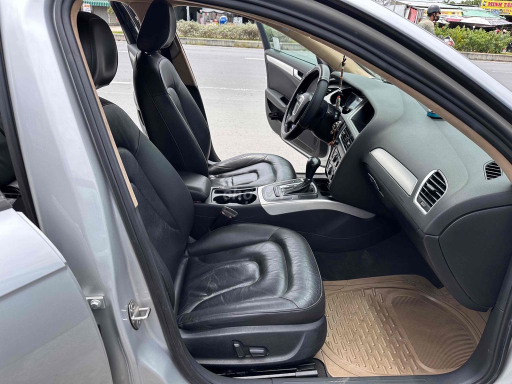 Audi A4 2.0 đời 2009 - 120000 km. Mua bán Ô tô tại Quận Cái Răng Cần Thơ được đăng bởi ÔTÔ PHÚC SƠN  TP CẦn Thơ  hình 9