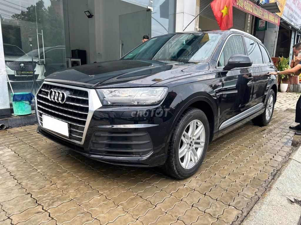 Toyota Hà Đông bán Audi Q7 2017 model 2018 Sline. Mua bán Ô tô tại Quận Hà Đông Hà Nội được đăng bởi Toyota Hà Đông Tsure hình 5
