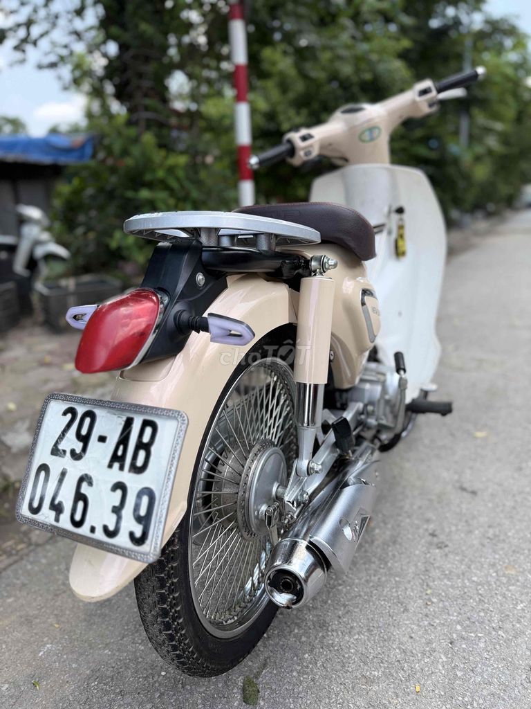 Thanh lý cúp 50cc học sinh không  cần bằng lái. Mua bán Xe máy tại Quận Bắc Từ Liêm Hà Nội được đăng bởi Hữu Nhuận hình 4