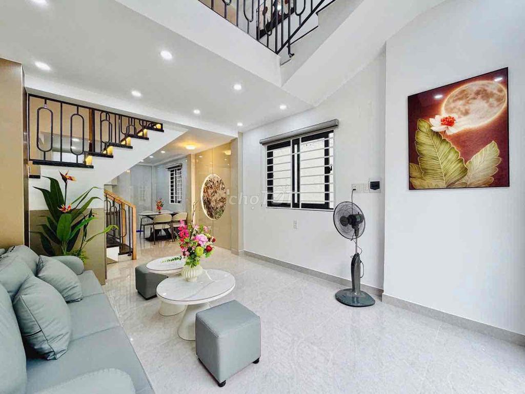 Cần tiền gấp nên muốn bán nhanh căn nhà 1/ Cống lỡ Tân Bình HCM