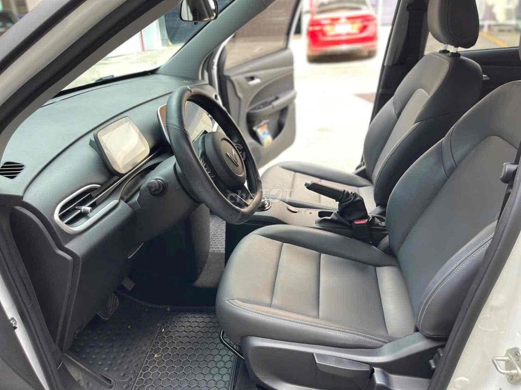 Vinfast VF5 2025 Trắng 12.000 km. Mua bán Ô tô tại Huyện Bình Chánh Tp Hồ Chí Minh được đăng bởi Quốc Nhẫn hình 5