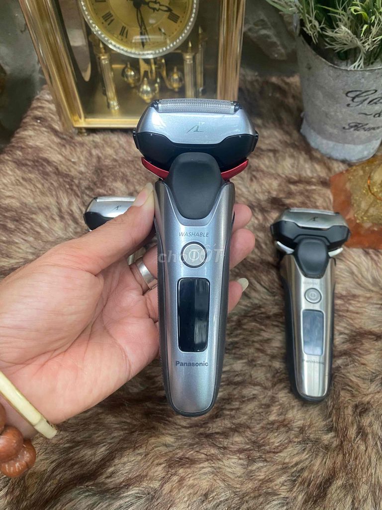 Máy cạo râu Panasonic ES-LT5A Xám. Mua bán Thiết bị vệ sinh, nhà tắm tại Thành phố Trà Vinh Trà Vinh được đăng bởi Huỳnh Lê Tân hình 1