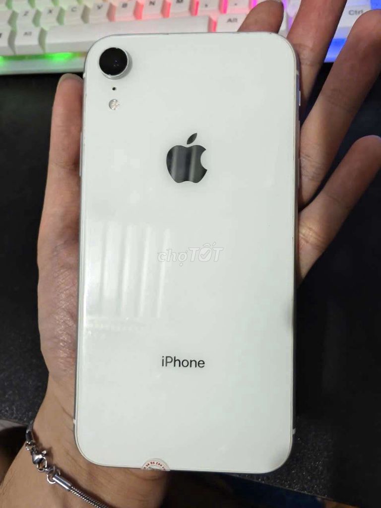 Apple iPhone XR 64GB Trắng. Mua bán Điện thoại tại Thành phố Châu Đốc An Giang được đăng bởi Sin Lee hình 1
