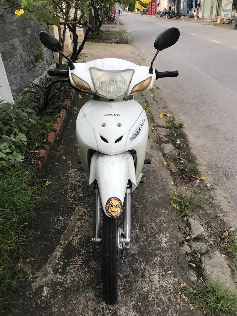 Xe wave hàn quốc màu trắng biển số tphcm. Mua bán Xe máy tại Huyện Bến Lức Long An được đăng bởi Nguyên  hình 2
