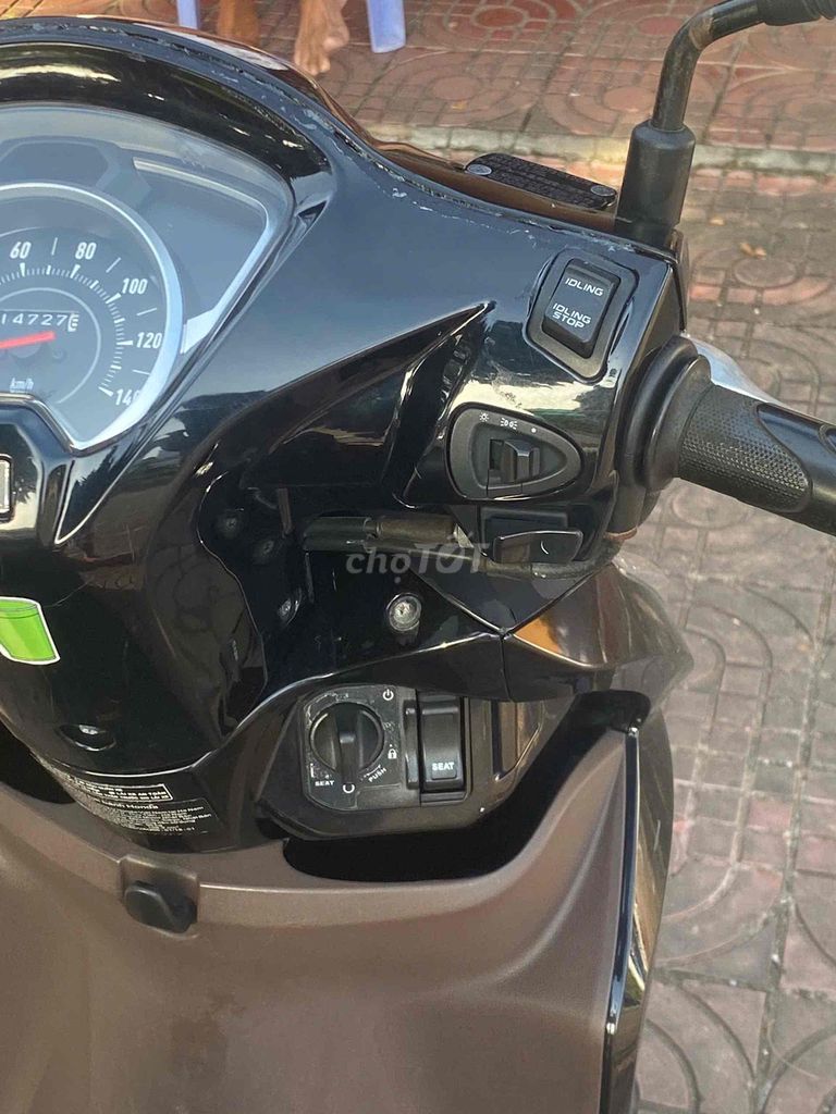 Honda Vision 2021 Đen 12000 km. Mua bán Xe máy tại Thành phố Sóc Trăng Sóc Trăng được đăng bởi Cường hình 3