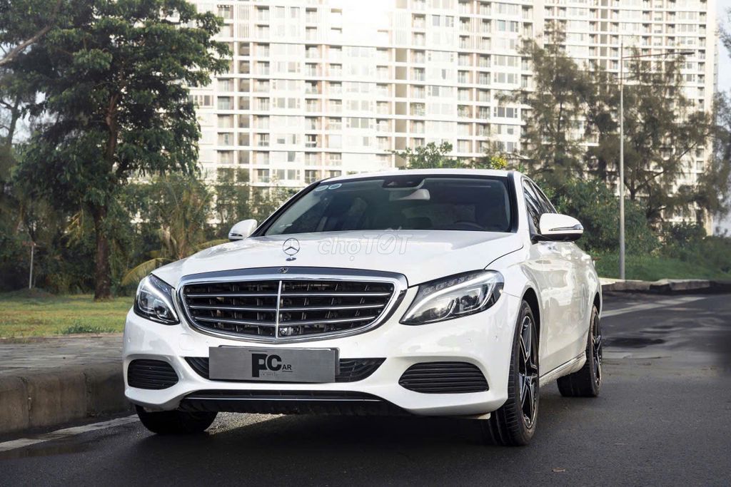 Mercedes Benz C250 Exclusive 2018. Mua bán Ô tô tại Quận 1 Tp Hồ Chí Minh được đăng bởi Thái LA Auto hình 1