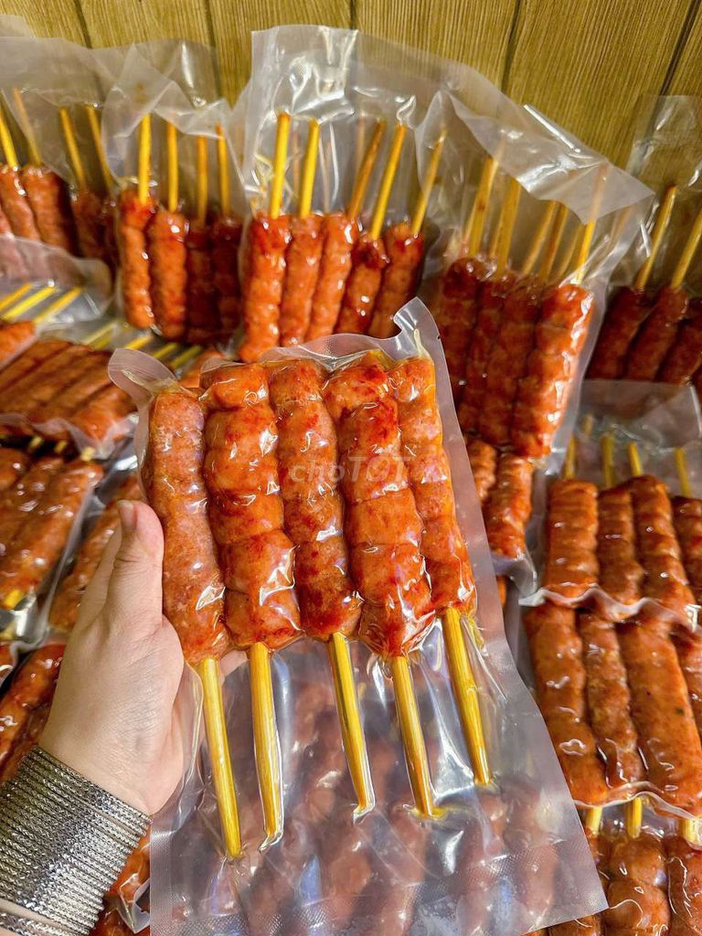 Nem lụi thịt heo 1kg hút chân không. Mua bán Đồ ăn, thực phẩm và các loại khác tại Quận Phú Nhuận Tp Hồ Chí Minh được đăng bởi Hà Nhi Cao hình 1