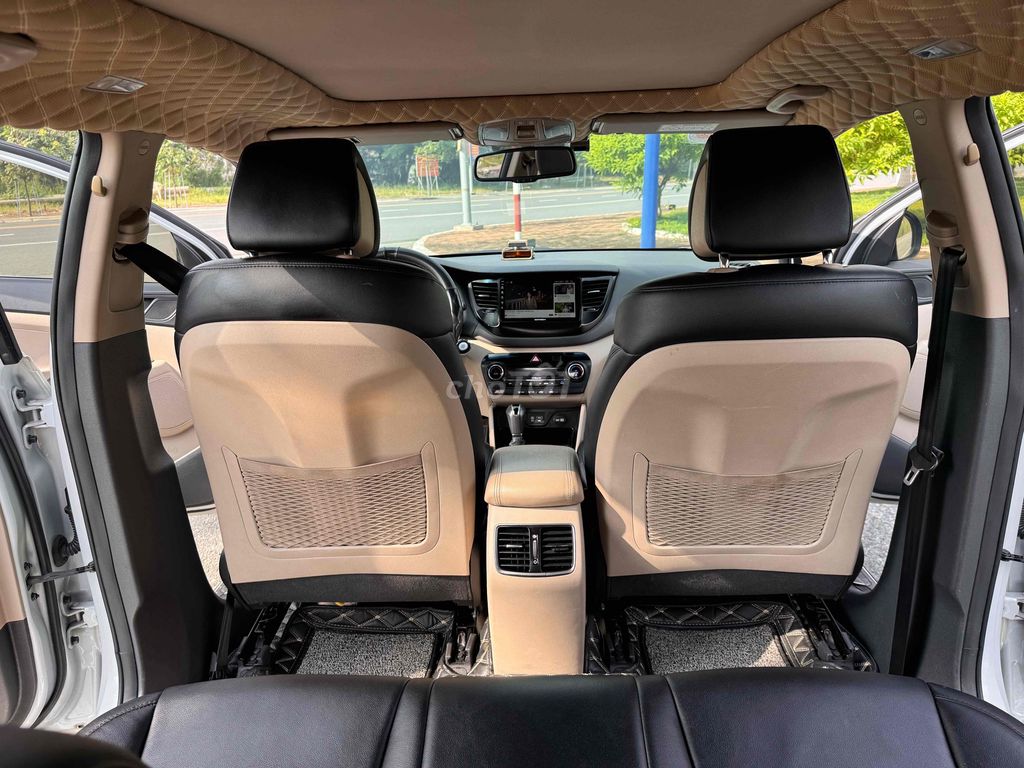 Hyundai Tucson 2015 2.0 AT bản Full nhập cực ngon. Mua bán Ô tô tại Thành phố Thủ Đức Tp Hồ Chí Minh được đăng bởi Trần Quốc Bảo hình 12