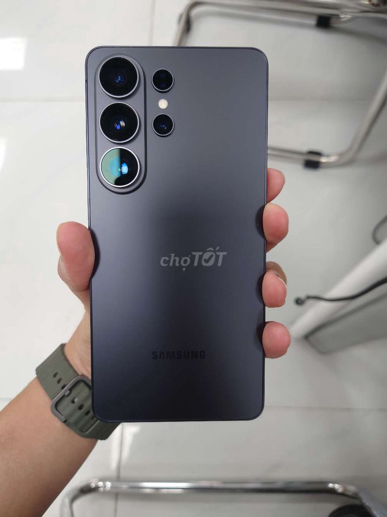 Samsung Galaxy S26 Ultra 512GB Đen Như mới. Mua bán Điện thoại tại Quận Ninh Kiều Cần Thơ được đăng bởi nguyen liz hình 1
