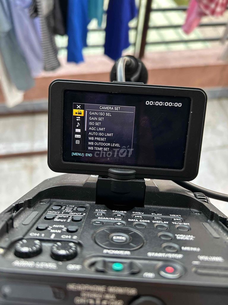 Mình cần bán Sony Fs100U. Mua bán Máy ảnh, Máy quay tại Thành phố Biên Hòa Đồng Nai được đăng bởi Chánh Áo Xu hình 1