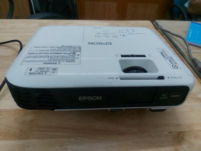 máy chiếu epson likenew. Mua bán Đồ dùng văn phòng tại Quận 12 Tp Hồ Chí Minh được đăng bởi Quynh Anh