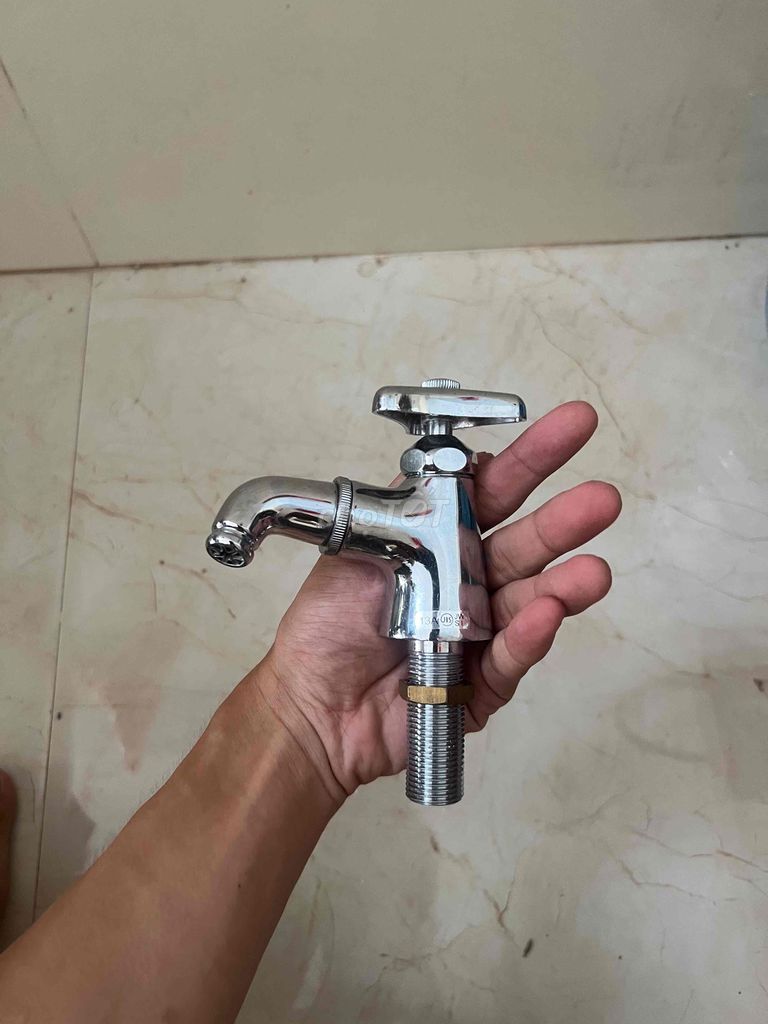Vòi nước Toto Đồng thau Nhật Bản. Mua bán Thiết bị vệ sinh, nhà tắm tại Quận Ngũ Hành Sơn Đà Nẵng được đăng bởi Nguyễn Trọng hình 1