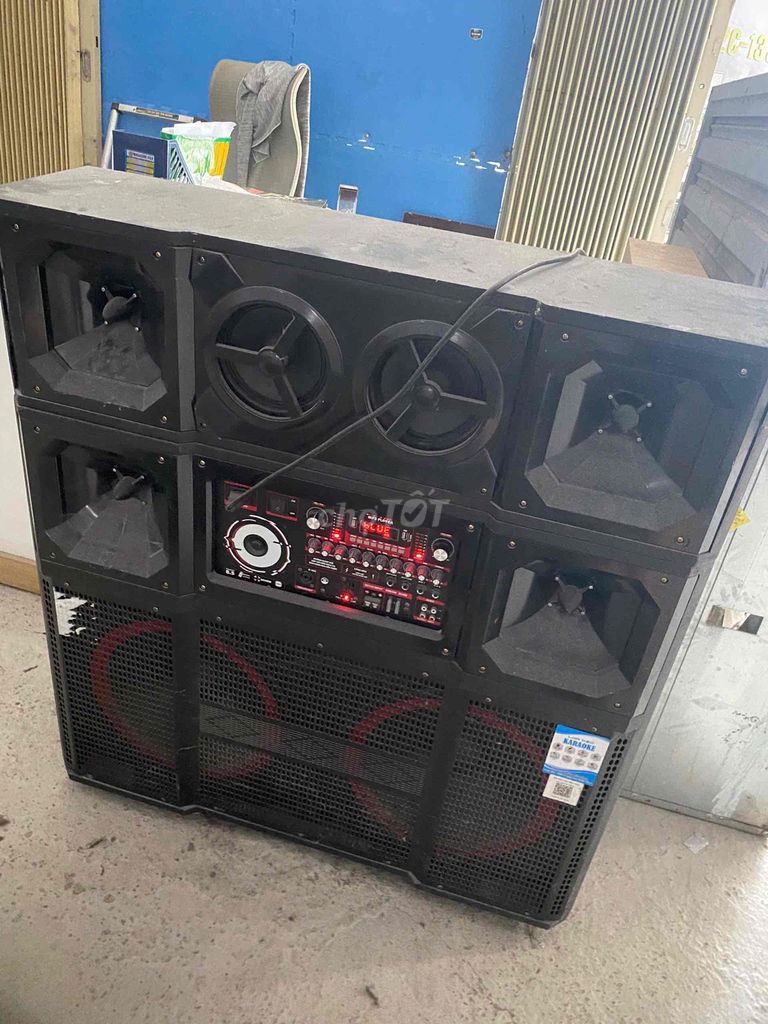 Loa kéo karaoke Đen. Mua bán Tivi, Âm thanh tại Quận 1 Tp Hồ Chí Minh được đăng bởi Thông hình 1