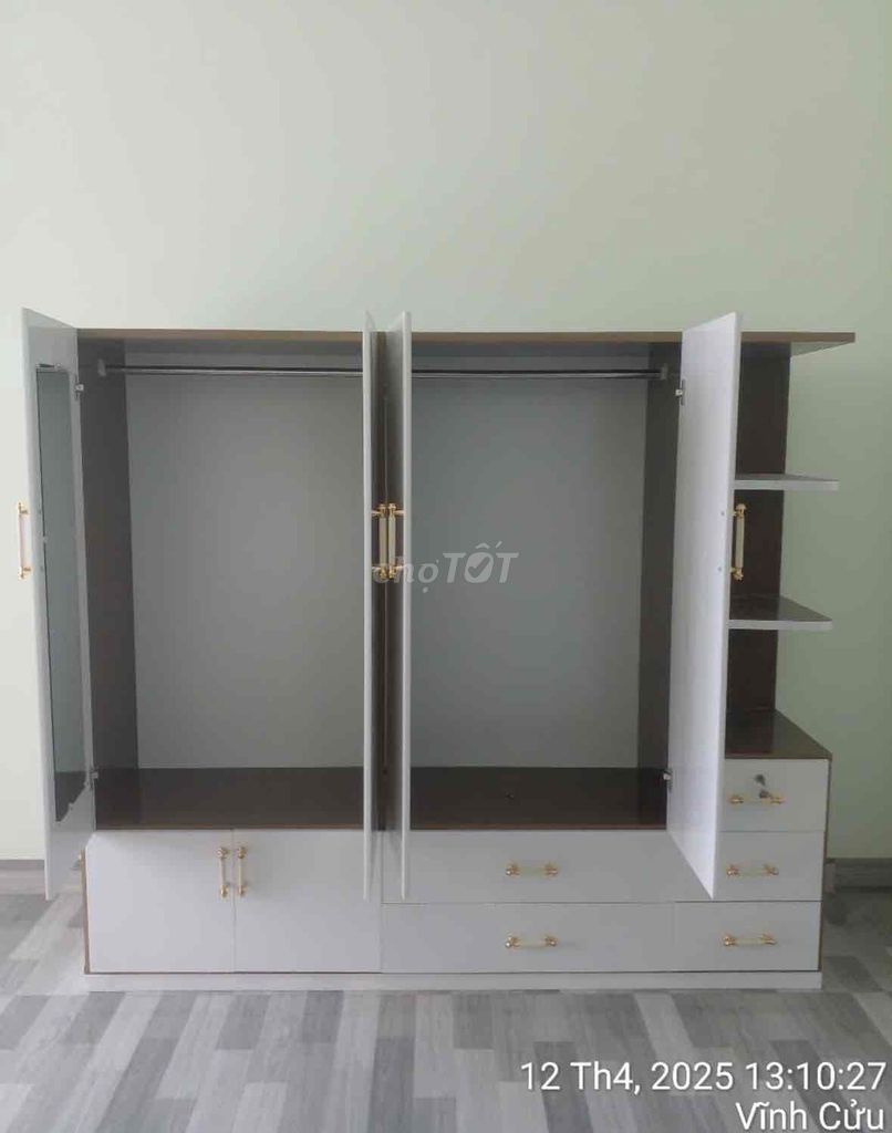 Tủ 4 cánh 1 kệ màu y hình. Mua bán Tủ, kệ gia đình tại Quận 12 Tp Hồ Chí Minh được đăng bởi Hong Le hình 2