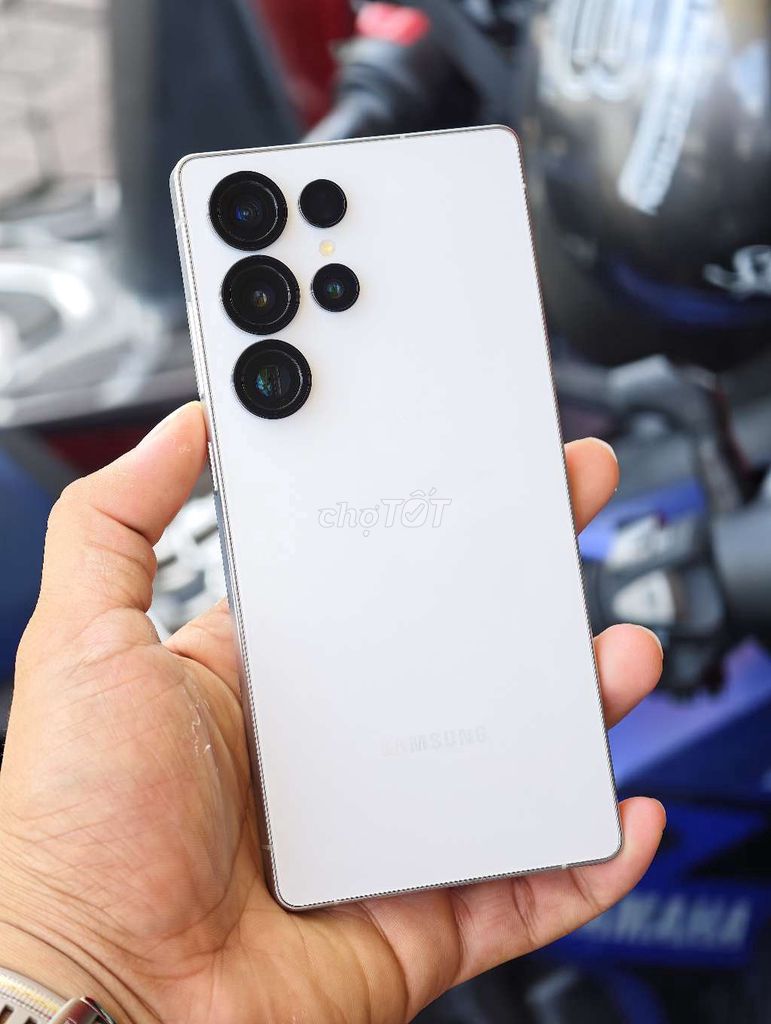 Samsung S25Ultra 256GB Trắng Đã sử dụng. Mua bán Điện thoại tại Quận Hải An Hải Phòng được đăng bởi 98 Ngô Gia Tự Hoàng Dũng Mobile Ngã 3 Văn Cao hình 1