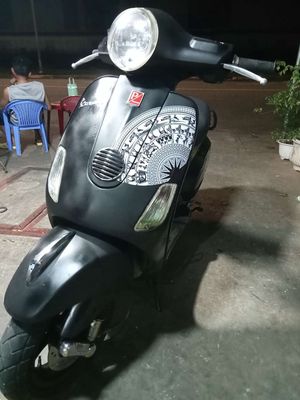 Piaggio Vespa Đen 35.000 km. Mua bán Xe máy tại Thị xã Tân Uyên Bình Dương được đăng bởi Phạm Hoang