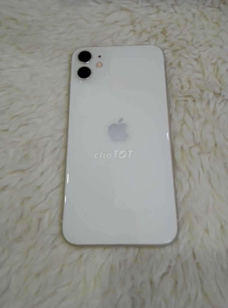 Apple iPhone 11 64GB Trắng Đã dùng. Mua bán Điện thoại tại Quận 4 Tp Hồ Chí Minh được đăng bởi Nguyễn Thùy  hình 1