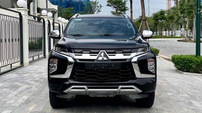 Mitsubishi Pajero Sport Đen 2024 - odo 2988km. Mua bán Ô tô tại Quận Bắc Từ Liêm Hà Nội được đăng bởi Hoàng Nga