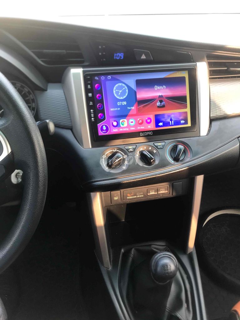 Toyota Innova 2017 Số sàn màu Nâu. Mua bán Ô tô tại Quận Tây Hồ Hà Nội được đăng bởi thanh hình 7