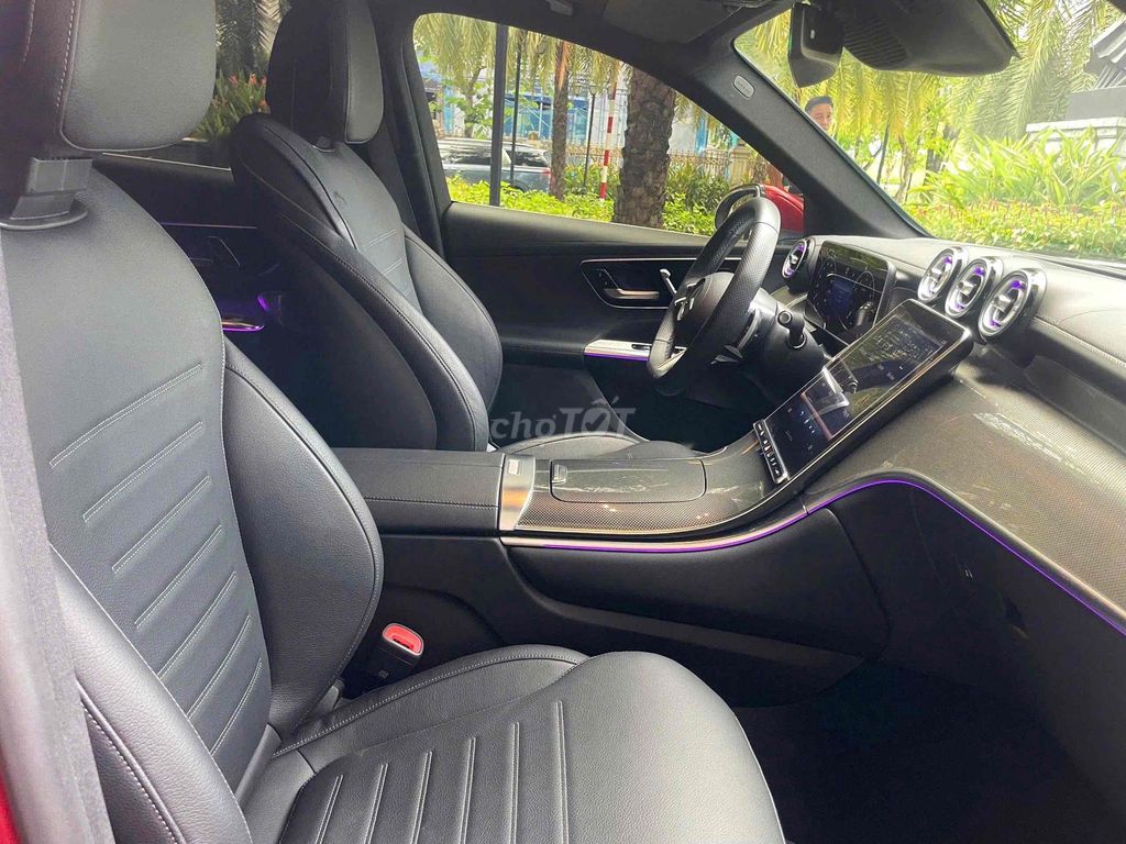 GLC 300 4Matic all new 2023 - 9000 km 2,2 Tỷ lấy. Mua bán Ô tô tại Quận 1 Tp Hồ Chí Minh được đăng bởi Lưu Thế Hoàng hình 9