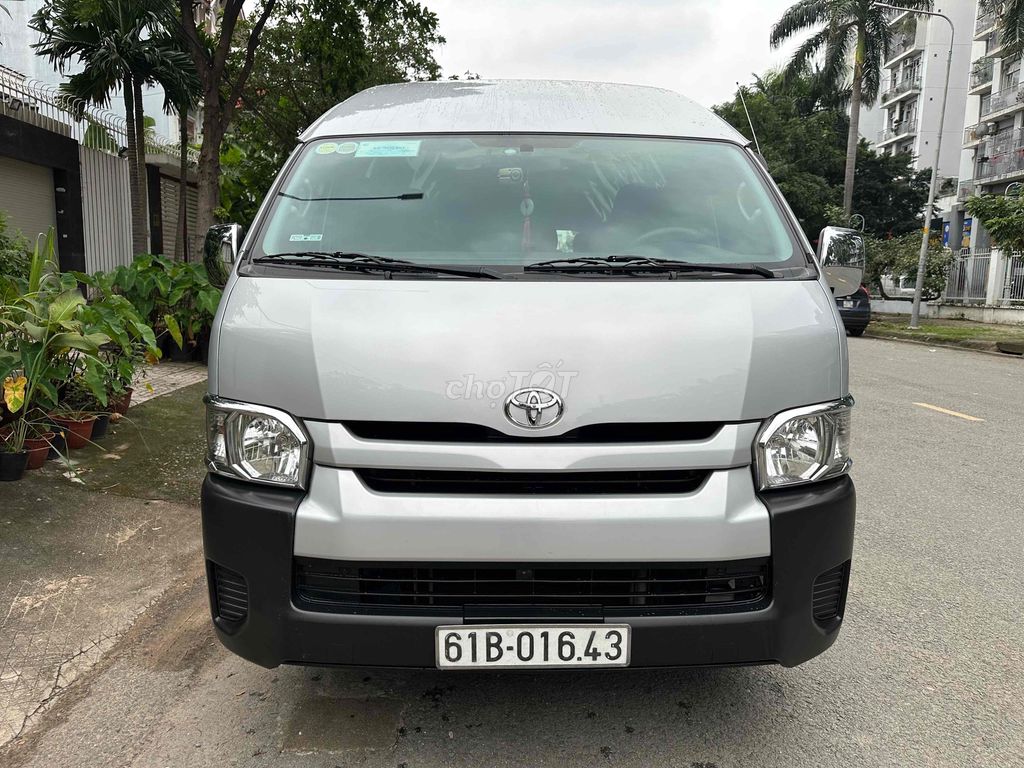 cần bán Toyota Hiace 2016 Xăng chính chủ. Mua bán Ô tô tại Quận 12 Tp Hồ Chí Minh được đăng bởi Diễm Phúc hình 1