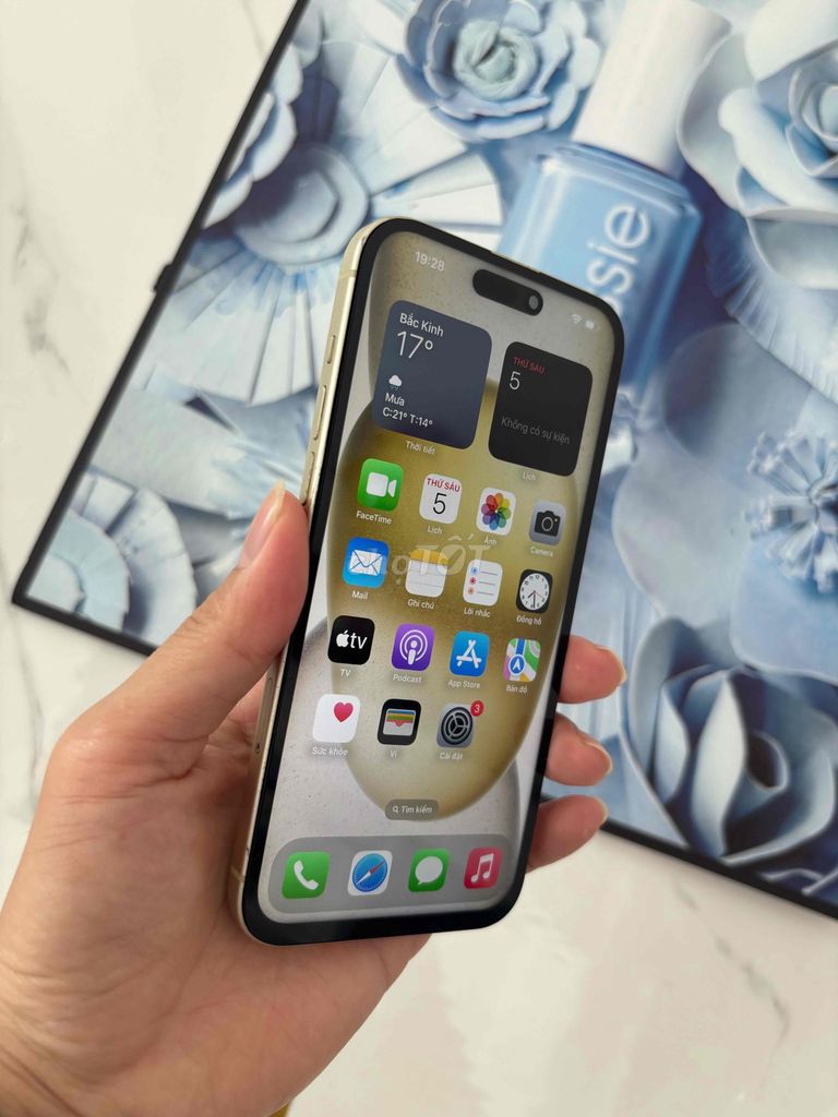 iPhone 15 Plus Vàng dùng wifi. Mua bán Điện thoại tại Quận Ninh Kiều Cần Thơ được đăng bởi everest hình 1