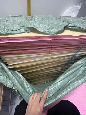 em có its xốp dán tường cần bán, giá rẻ thôi ạ. Mua bán Nội thất, đồ gia dụng khác tại Thành phố Long Xuyên An Giang được đăng bởi Hoàng Kim Ngânn