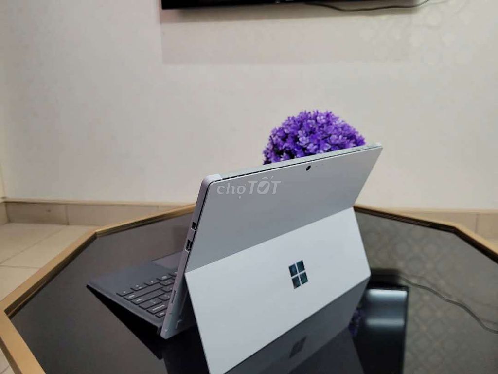 Surface Pro 6