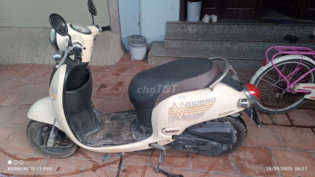Bán xe tay ga 50cc cho học sinh chưa có bằng. Mua bán Xe máy tại Quận Nam Từ Liêm Hà Nội được đăng bởi Anh Quế hình 1