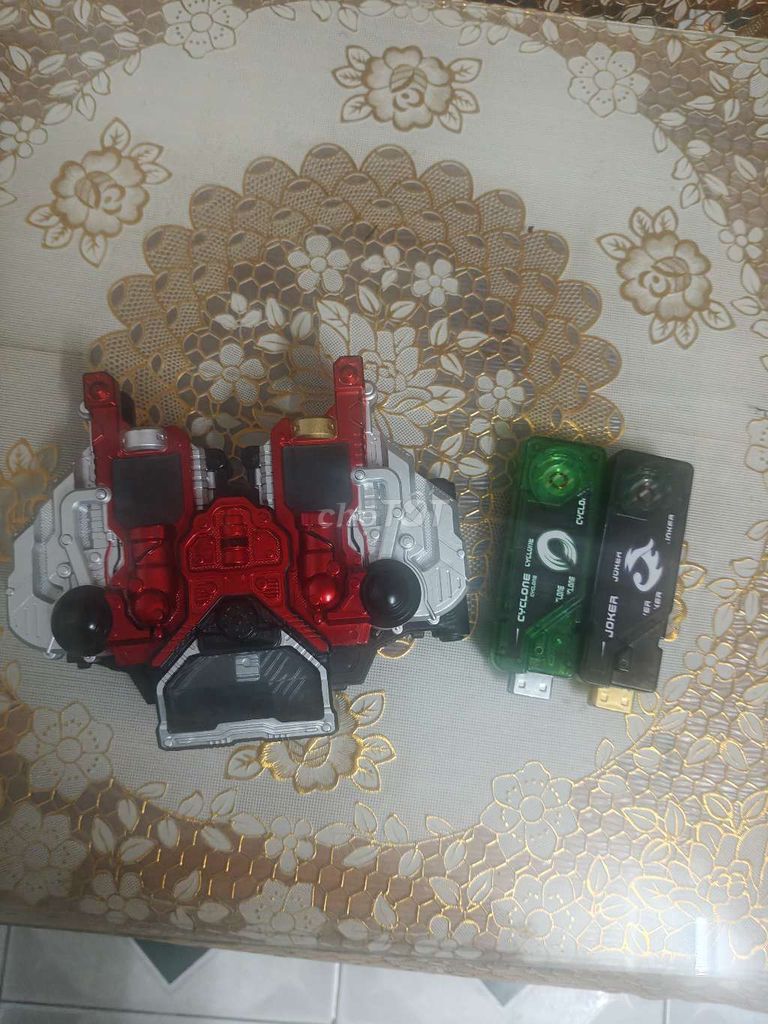 Đồ chơi Double Driver Đỏ, Bạc, Xanh lá, Đen