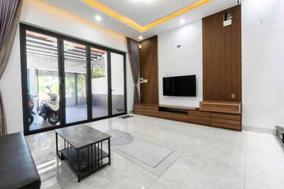 Аренда · 3 комн. · 100 м² · Quận Cẩm Lệ, ул. Đường Hoàng Đình Ái