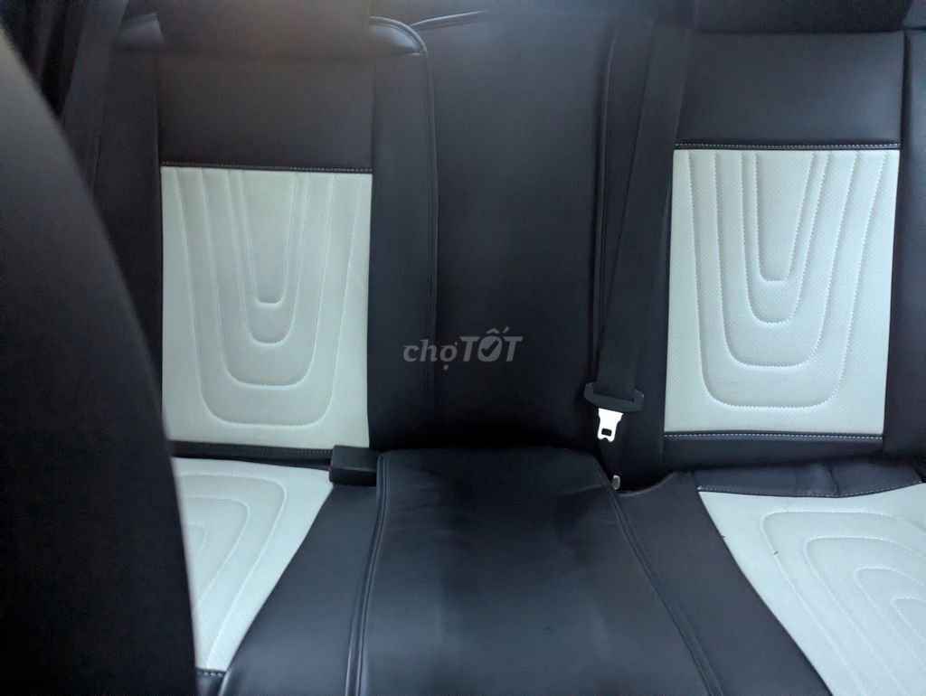 Mazda 2 Sedan 2023, trắng, bảo hành đến 08/2027. Mua bán Ô tô tại Quận Hải Châu Đà Nẵng được đăng bởi TIEN HUYNH HAI hình 2