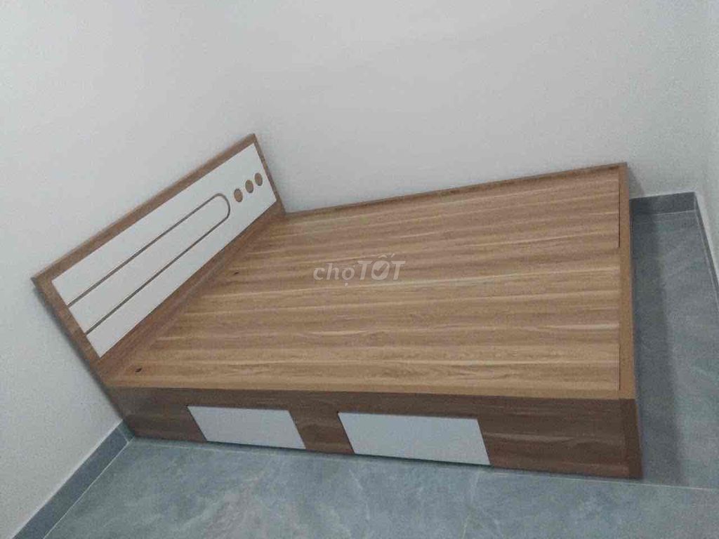 Giường ngủ Gỗ MDF Vân gỗ, trắng 1m6x2m. Mua bán Giường, chăn ga gối nệm tại Thành phố Thủ Đức Tp Hồ Chí Minh được đăng bởi Hong Le hình 1
