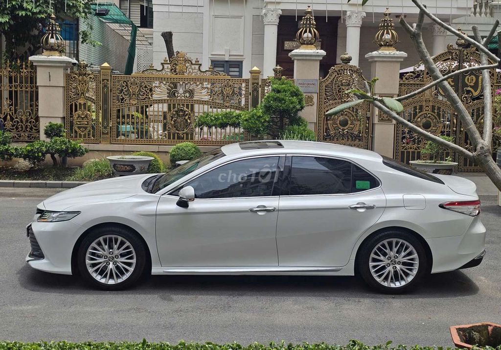 TOYOTA CAMRY 2.5 Q SX 2021 ODO 61.000 KM. Mua bán Ô tô tại Quận Gò Vấp Tp Hồ Chí Minh được đăng bởi THẾ GIỚI Ô TÔ AUTO WORLD  hình 5