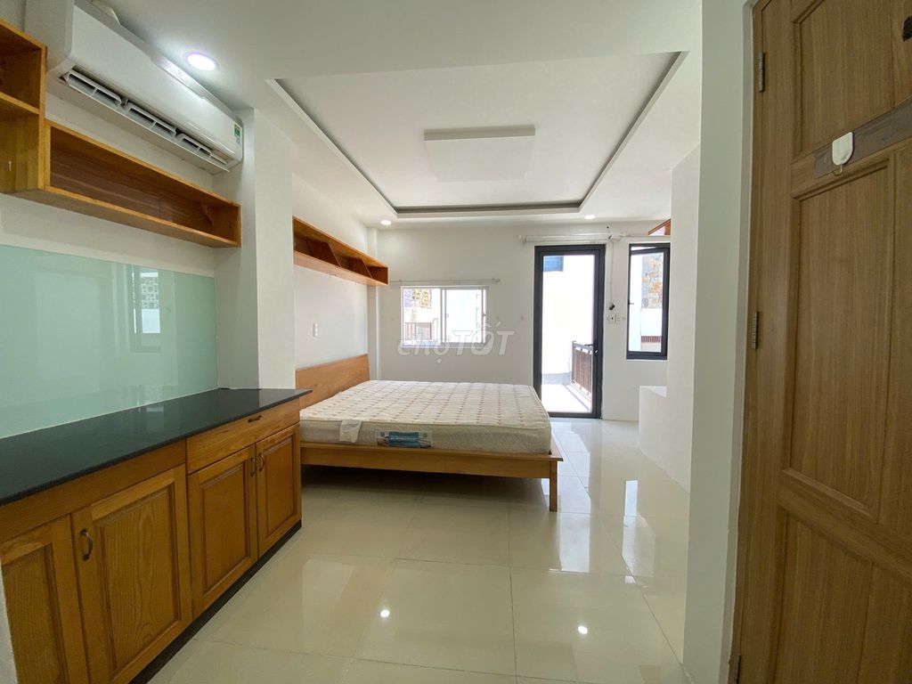 Căn Studio Có Ban Công - Kv Gần 3/2 và Ông Ích Khiêm