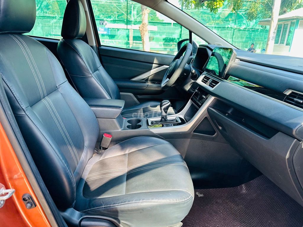Mitsubishi Xpander 1.5 Cross 2022 -48000km. Mua bán Ô tô tại Thành phố Dĩ An Bình Dương được đăng bởi Siêu Thị Ô Tô Bình Dương  hình 11