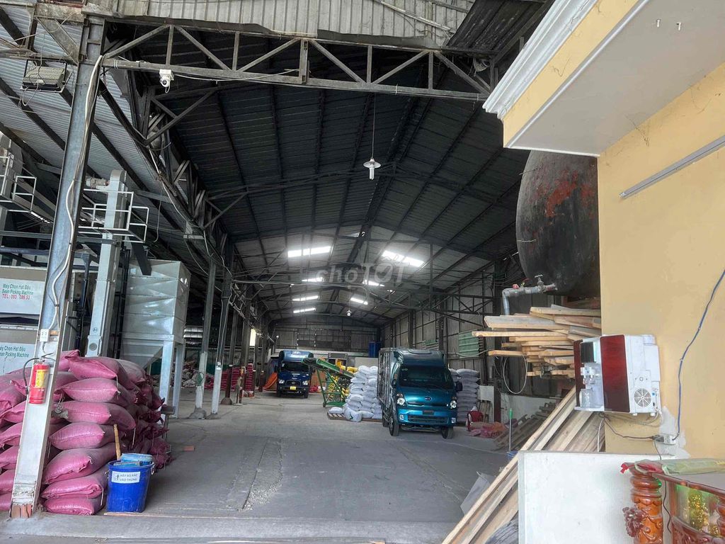Cho thuê Xưởng 1150m2 Dĩ An - Bình Dương. Cho thuê văn phòng, mặt bằng kinh doanh tại Thành phố Dĩ An Bình Dương được đăng bởi Hoàng Trung Hiếu hình 5