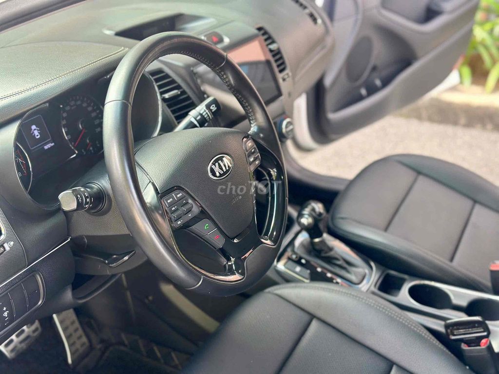 Kia Cerato 2017 1.6 AT - 70000 km. Mua bán Ô tô tại Thành phố Thủ Đức Tp Hồ Chí Minh được đăng bởi Đặng Tú Nguyên hình 12