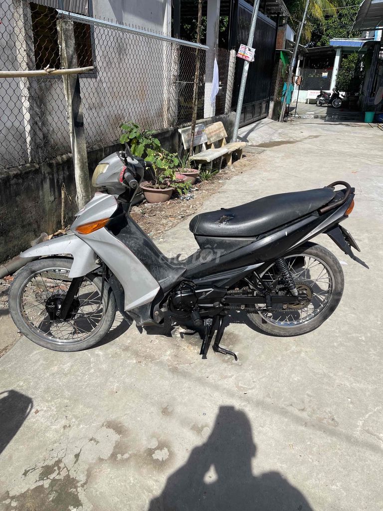 Yamaha Taurus màu Bạc. Mua bán Xe máy tại Quận Cái Răng Cần Thơ được đăng bởi Cầm Đồ Minh Tấn hình 4