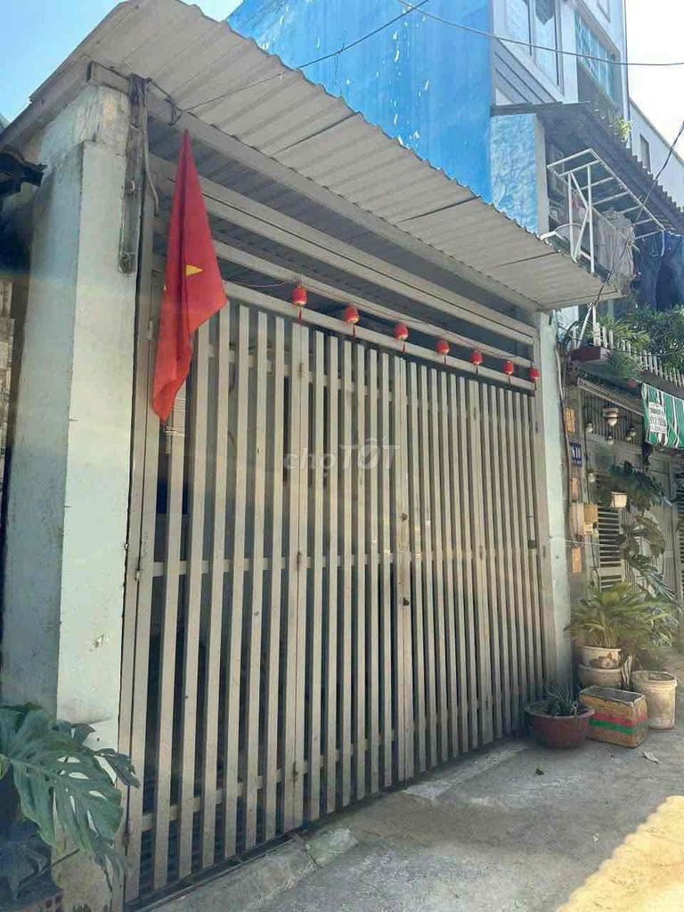 Nhà HXH thông ra kênh tham lương Đường số 6 Gò Vấp 4x14m giá 4.5 tỷ TL