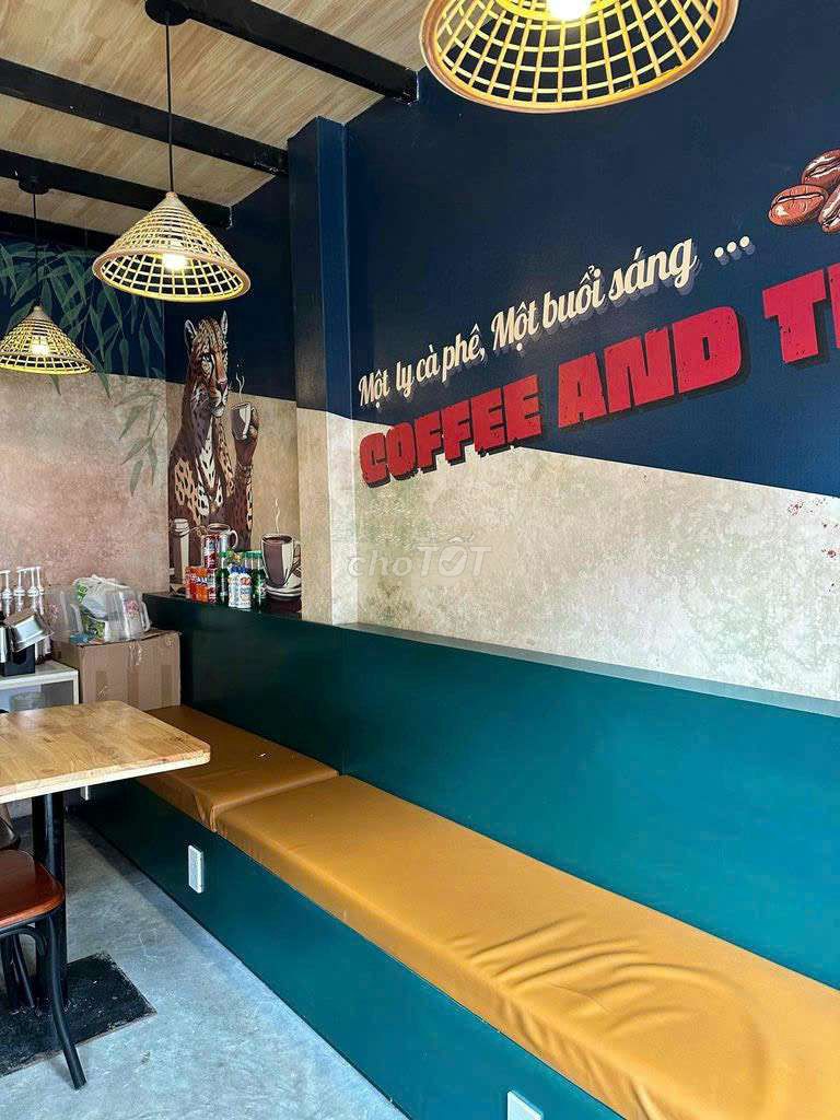 Cho Thuê Mặt Bằng ( decor sẳn Cafe ) MT Nguyễn Thái Bình, Q. Tân Bình