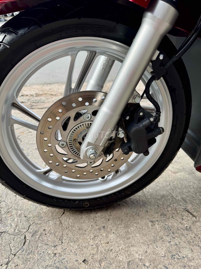 🟡🟡 SH 125 ABS đỏ đen 2024 odo 1100km như mới. Mua bán Xe máy tại Thành phố Biên Hòa Đồng Nai được đăng bởi XE MÁY CŨ THÀNH MỸ  hình 4